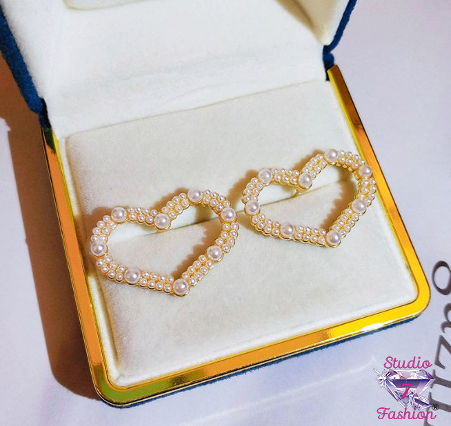 Petite Pearl Heart Stud Earrings