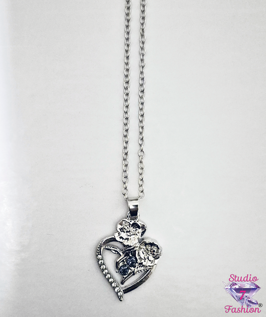Floral Accents Pendant Necklace