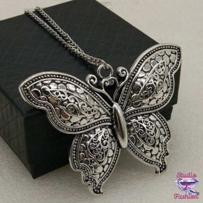 Artistic Butterfly Necklace