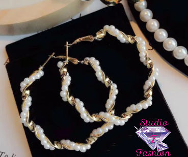 Twisted Pearls Hoop Earrings