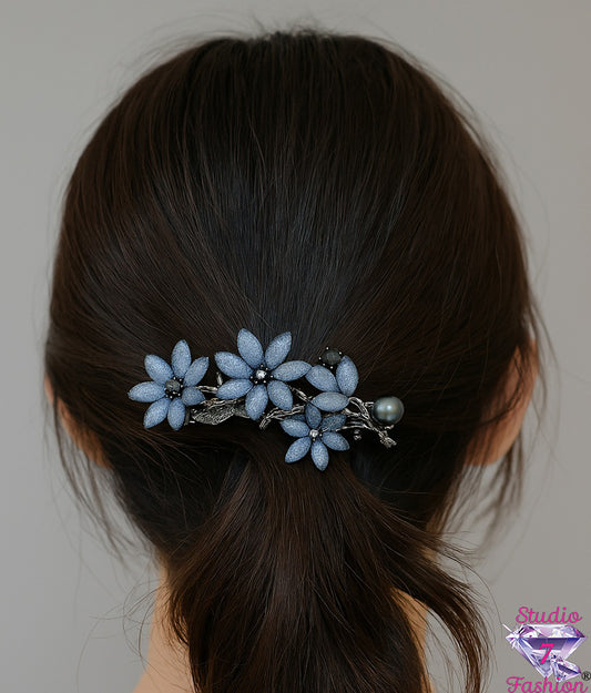 Midnight Bloom Hairclip