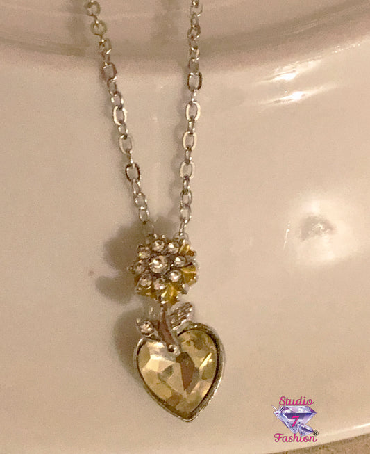 Heart Floral Necklace