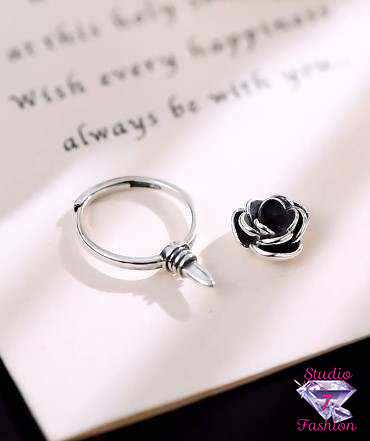 Self-defense Rose Ring