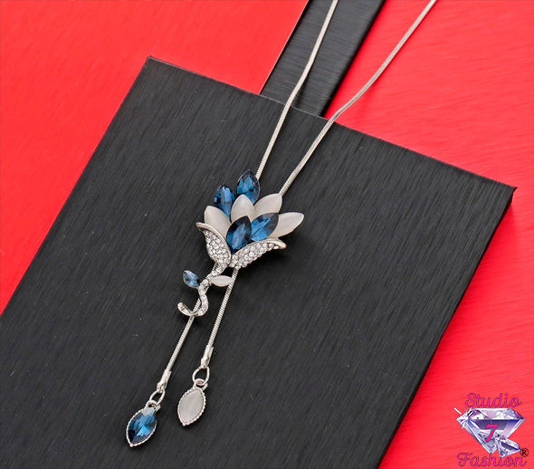 Sapphire/Ivory Lariat Floral Necklace