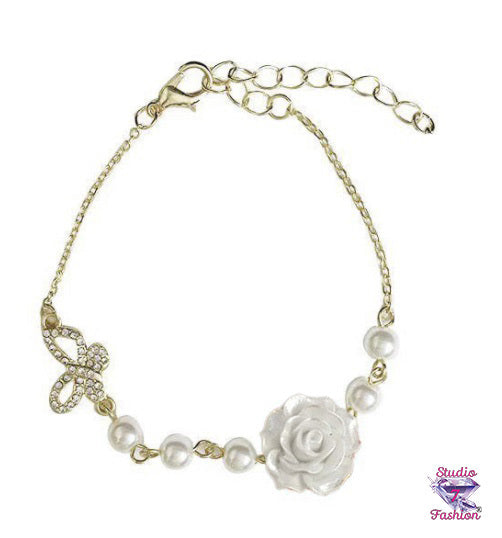 Butterfly Pearls and Rose Bracelet White