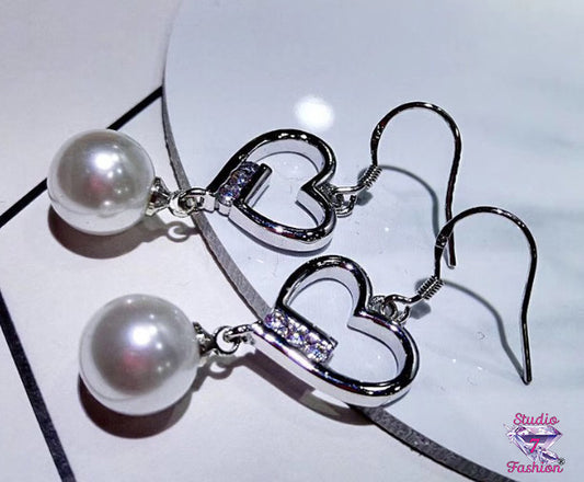 Heart Dangling Pearl Earrings