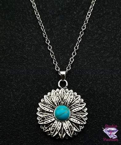 Vintage Sunflower Necklace