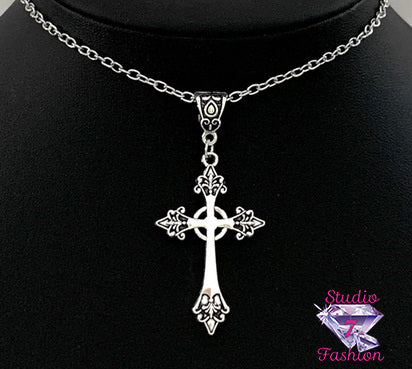 Decorative Celtic Cross Necklace