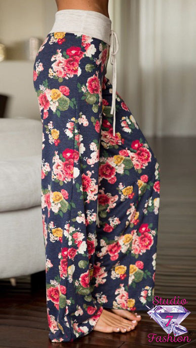 Flower Bed Lounge Pants