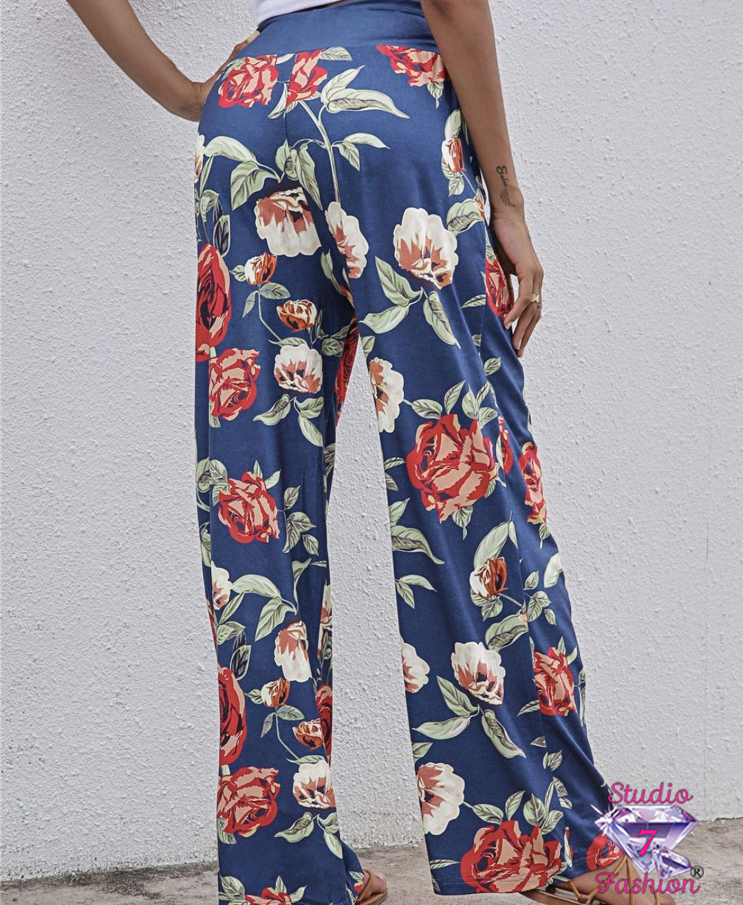 Blooming Roses Lounge Pants