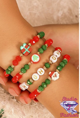 Santa Gift Holiday Bracelet Set