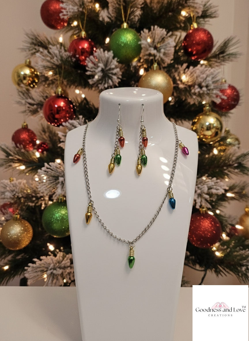 Merry & Bright Necklace Earring Set
