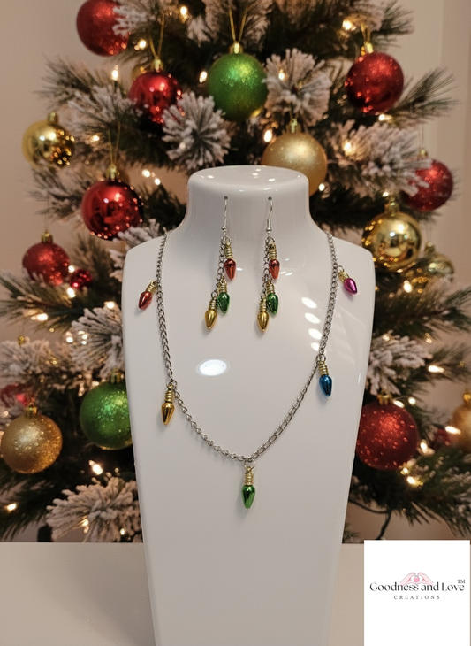 Merry & Bright Necklace Earring Set